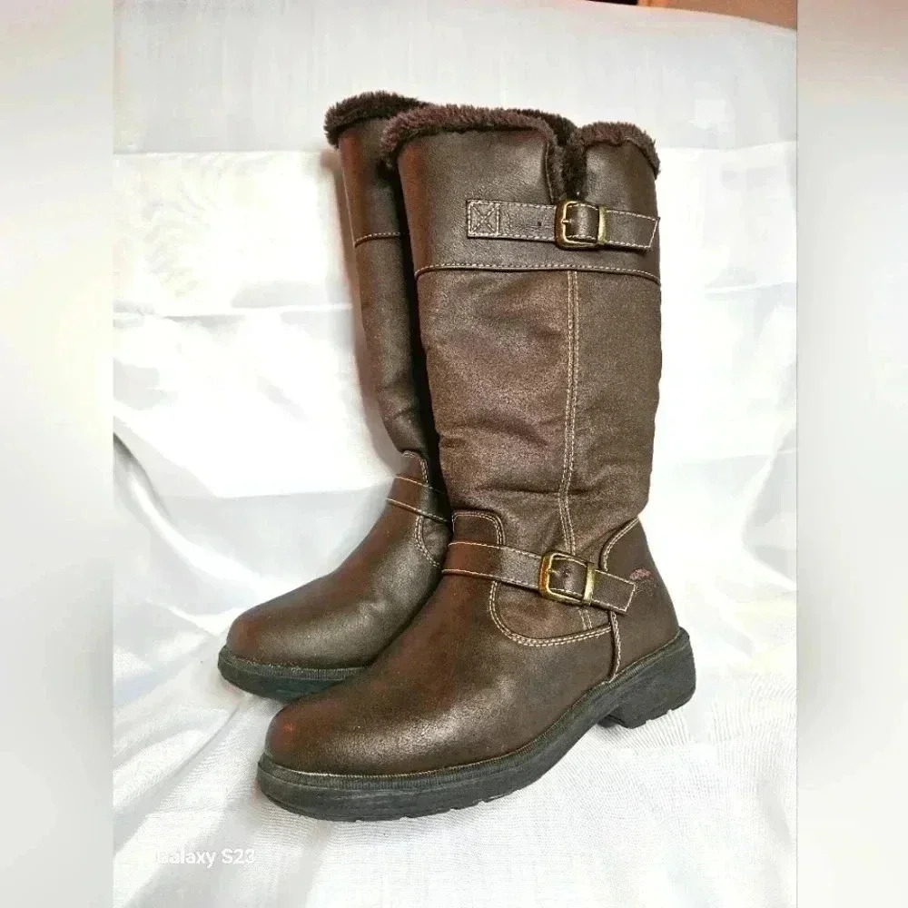 Totes woman's boots